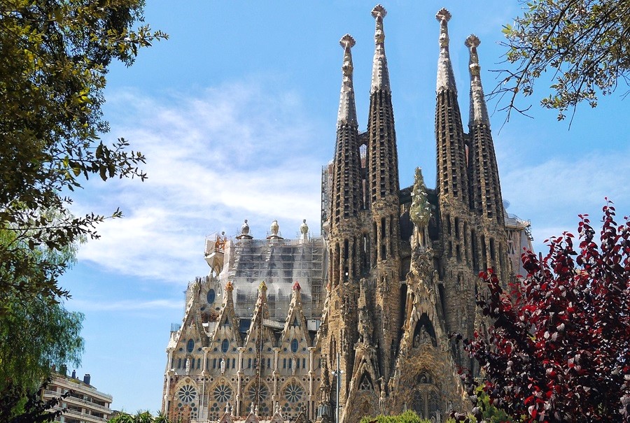 an image of the Sagrada Familia