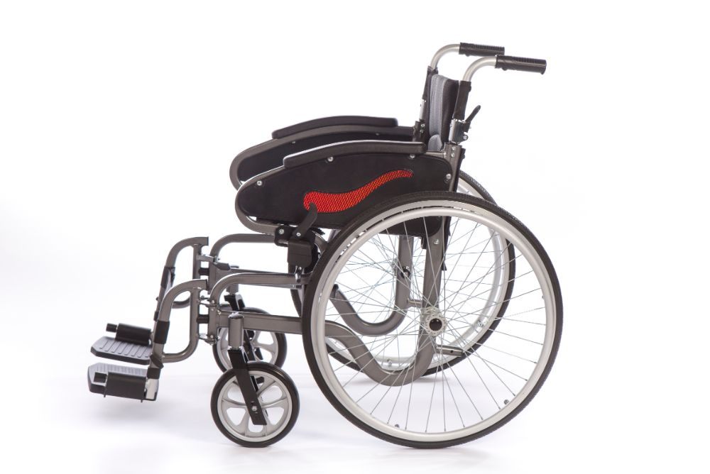 Calibre Folding Wheelchair (Quick Release Wheels) - Image 2